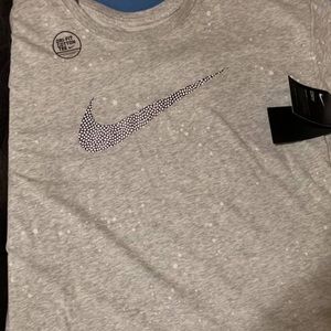 Nike T-shirt
